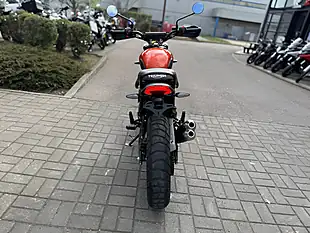 Used 2025 Triumph Scrambler 400 X Orange/Silver - Interior and Exterior details 9