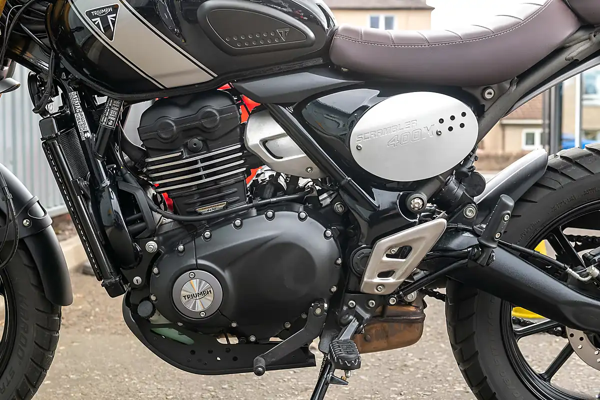 Used 2025 Triumph Scrambler 400 X Phantom Black / Silver Ice - Interior and Exterior details 10