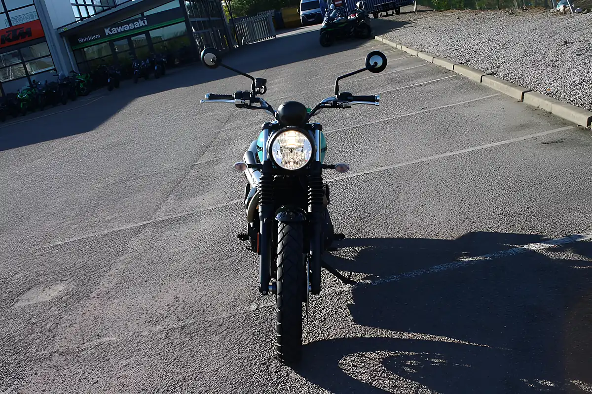 Used 2025 Triumph Scrambler 900 Classic Kingfisher Blue - Interior and Exterior details 6