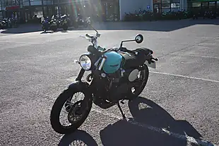 Used 2025 Triumph Scrambler 900 Classic Kingfisher Blue - Interior and Exterior details 7