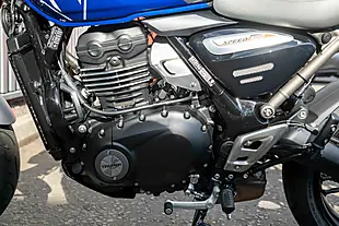 Used 2025 Triumph Speed 400 Caspian Blue / Storm Grey - Interior and Exterior details 10