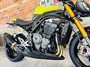Used 2025 Triumph Speed Triple 1200 Rx Yellow - Interior and Exterior details 6