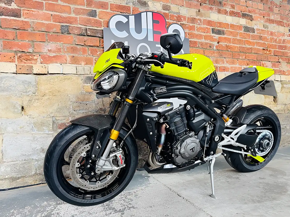Used 2025 Triumph Speed Triple 1200 Rx Yellow - Interior and Exterior details 12