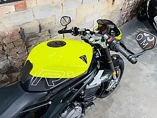 Used 2025 Triumph Speed Triple 1200 Rx Yellow - Interior and Exterior details 8