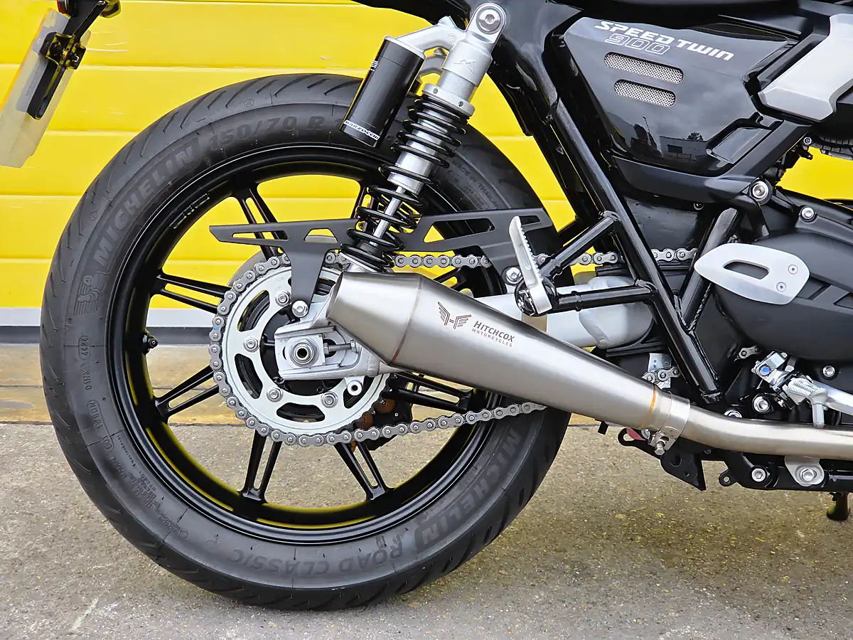 Used 2025 Triumph Speed Twin Black - Interior and Exterior details 6