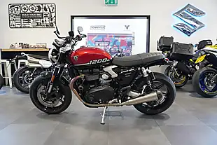 Used 2025 Triumph Speed Twin Red Metallic - Interior and Exterior details 2