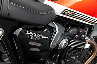 Used 2025 Triumph Speed Twin RS Baja Orange / Sapphire Black - Interior and Exterior details 13