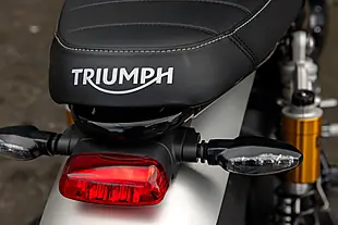 Used 2025 Triumph Speed Twin RS Baja Orange / Sapphire Black - Interior and Exterior details 19