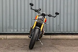 Used 2025 Triumph Speed Twin RS Baja Orange / Sapphire Black - Interior and Exterior details 3