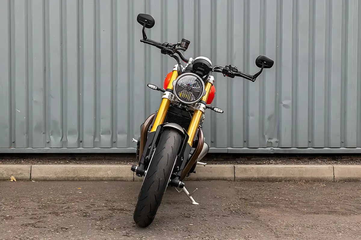 Used 2025 Triumph Speed Twin RS Baja Orange / Sapphire Black - Interior and Exterior details 3