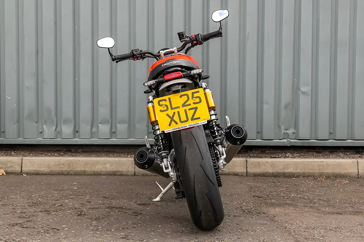 Used 2025 Triumph Speed Twin RS Baja Orange / Sapphire Black - Interior and Exterior details 7