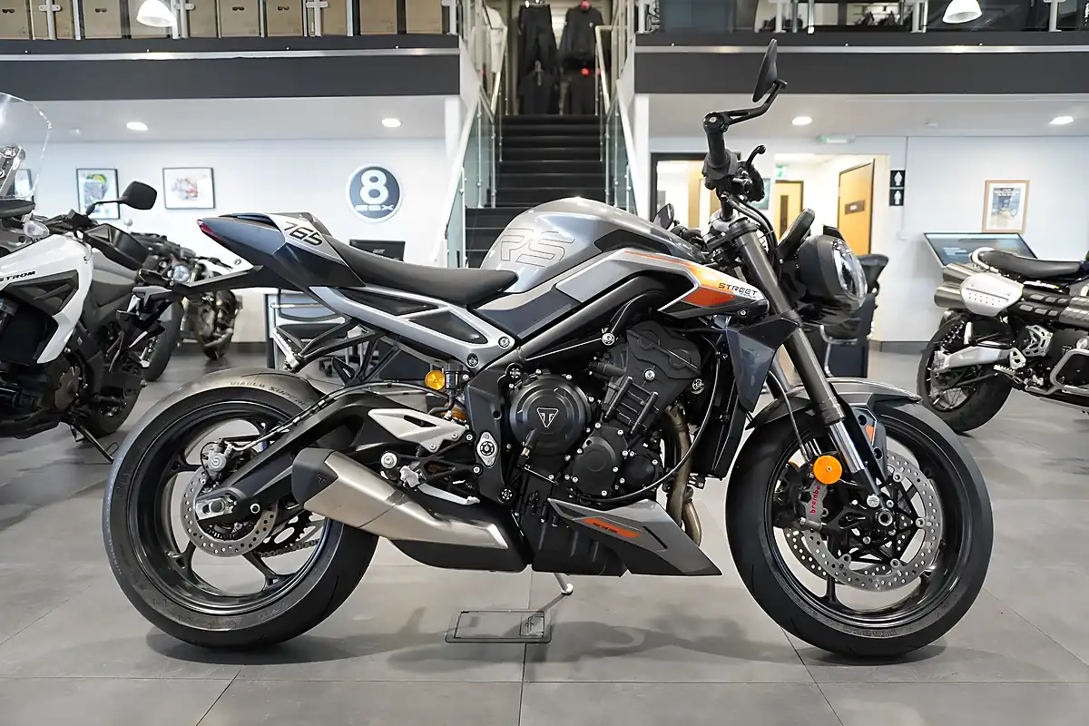 Used 2025 Triumph Street Triple 765 RS Silver Ice - Front View