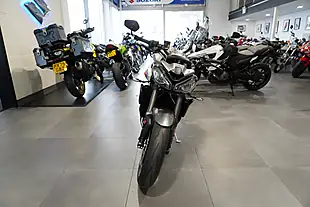 Used 2025 Triumph Street Triple 765 RS Silver Ice - Interior and Exterior details 3
