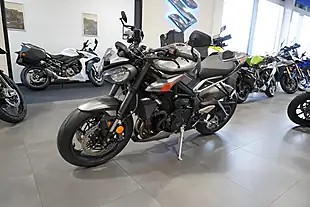 Used 2025 Triumph Street Triple 765 RS Silver Ice - Interior and Exterior details 6