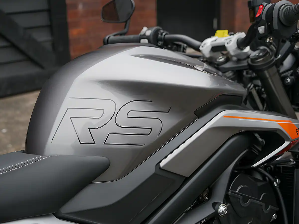 Used 2025 Triumph Street Triple 765 RS Silver Ice - Interior and Exterior details 17