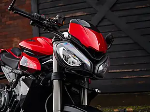 Used 2025 Triumph Street Triple RS Carnival Red - Interior and Exterior details 6