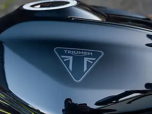 Used 2025 Triumph Street Triple RS Phantom Black - Interior and Exterior details 11