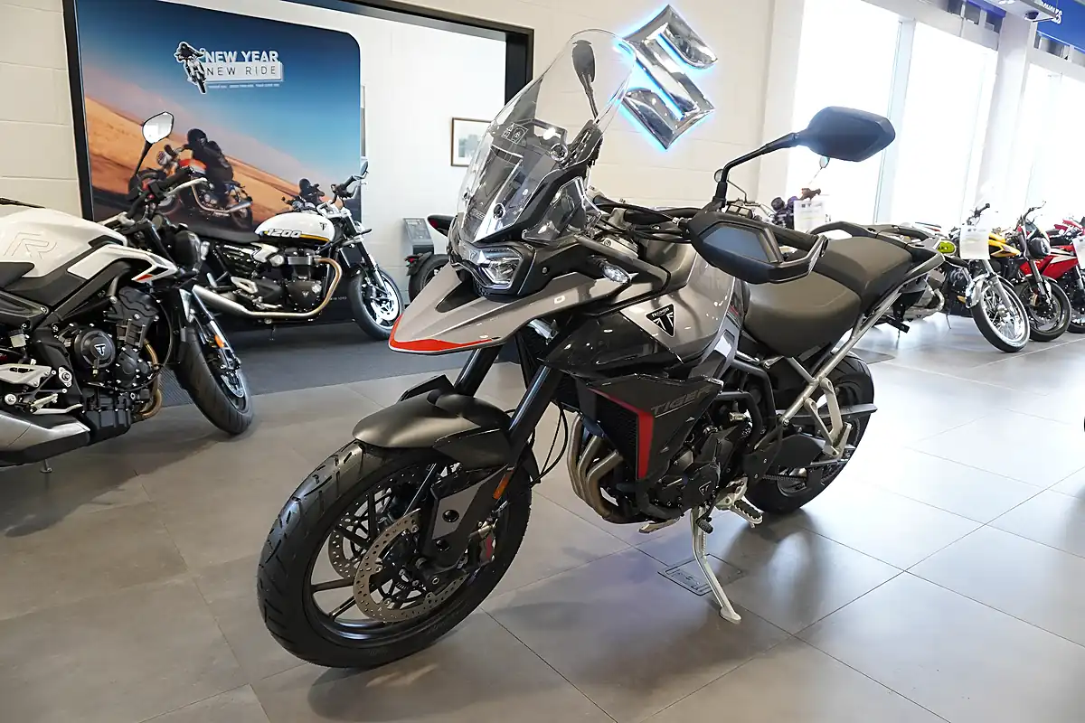 Used 2025 Triumph Tiger 900 GT Graphite Grey - Interior and Exterior details 6