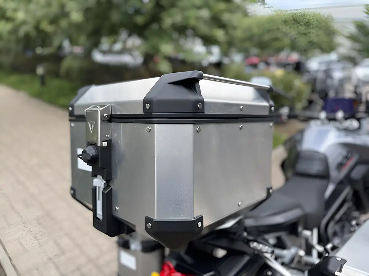 Used 2025 Triumph Tiger 900 GT Grey/Black - Interior and Exterior details 14