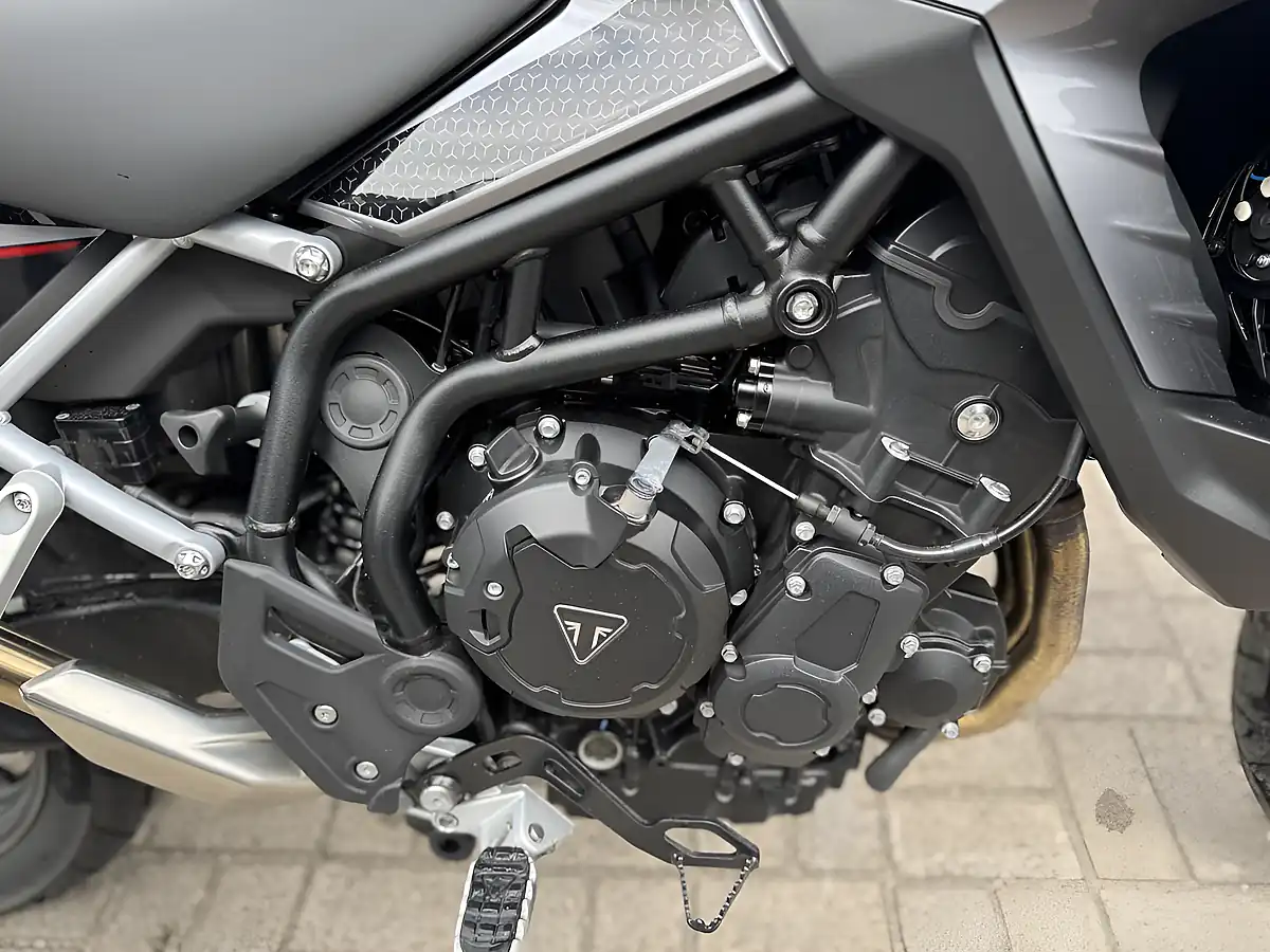 Used 2025 Triumph Tiger 900 GT Grey/Black - Interior and Exterior details 18