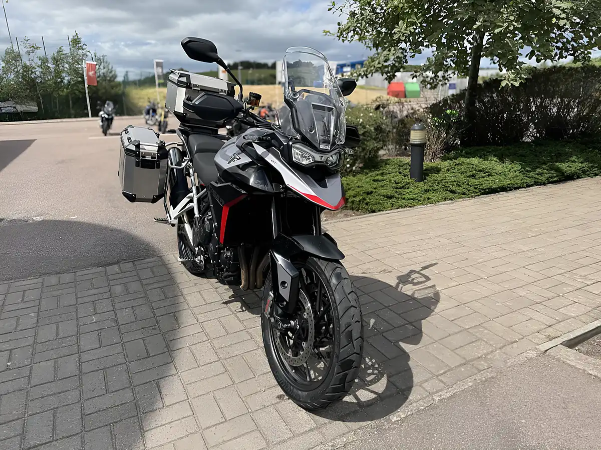Used 2025 Triumph Tiger 900 GT Pro Grey/Black - Interior and Exterior details 4