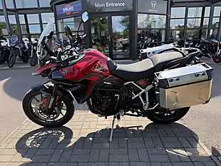 Used 2025 Triumph Tiger 900 GT Pro Red/Black - Interior and Exterior details 7