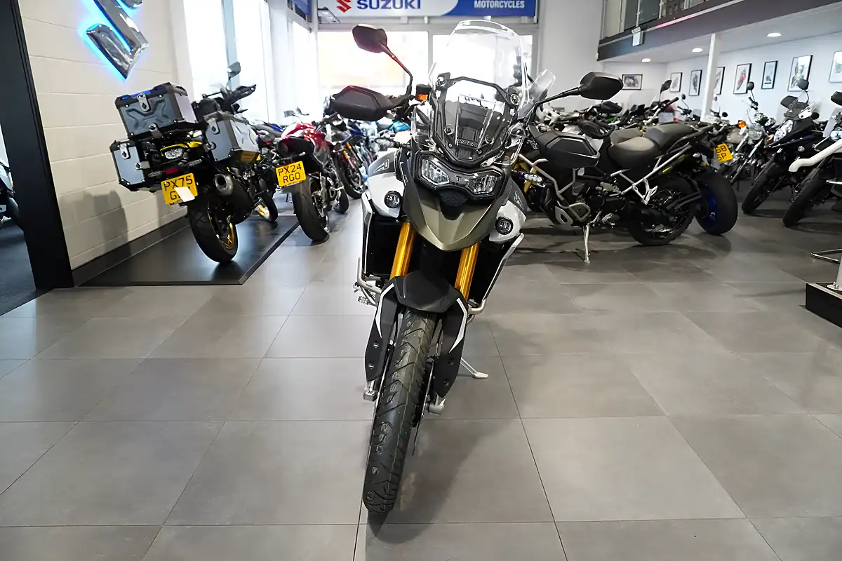 Used 2025 Triumph Tiger 900 Rally Pro Matt Khaki Green - Interior and Exterior details 3