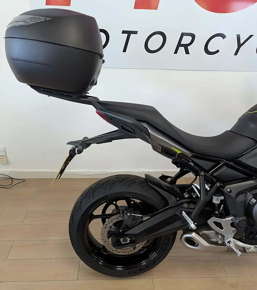 Used 2025 Triumph Tiger Sport 660 Adventure Green - Interior and Exterior details 4