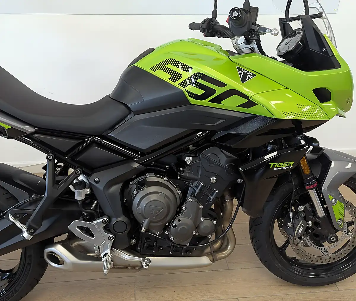 Used 2025 Triumph Tiger Sport 660 Adventure Green - Interior and Exterior details 5