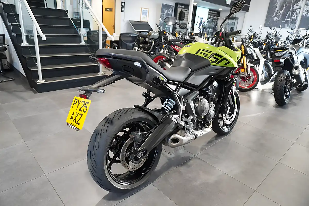 Used 2025 Triumph Tiger Sport 660 Green Metallic - Interior and Exterior details 5
