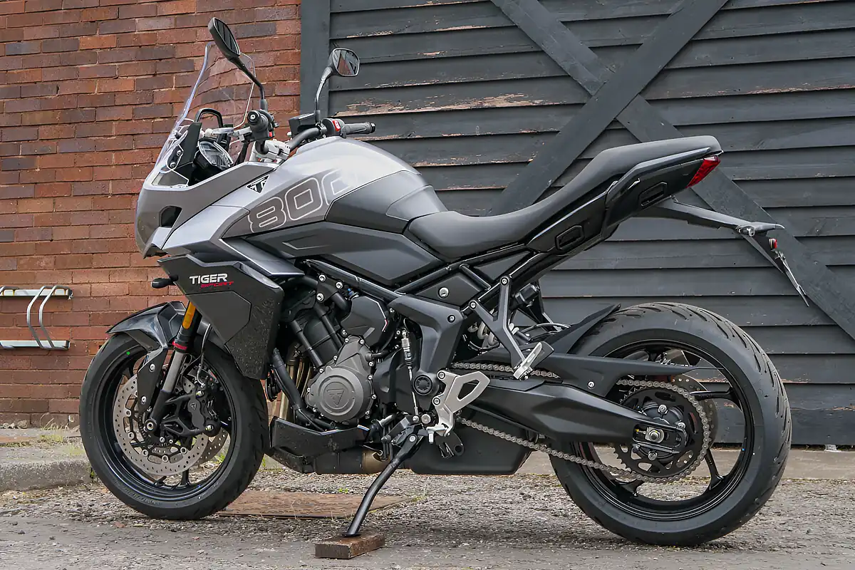 Used 2025 Triumph Tiger Sport 800 Graphite / Sapphire Black - Interior and Exterior details 16