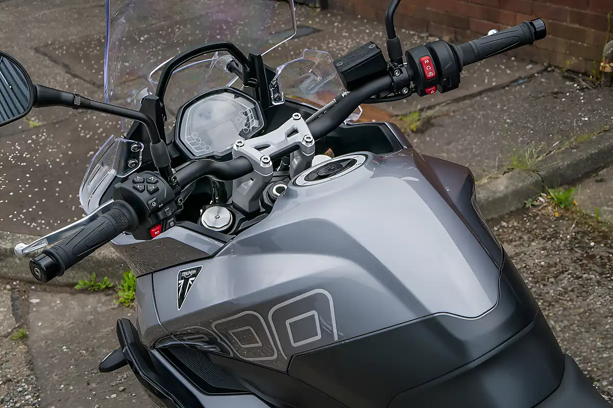 Used 2025 Triumph Tiger Sport 800 Graphite / Sapphire Black - Interior and Exterior details 18