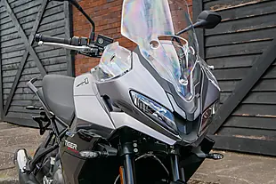 Used 2025 Triumph Tiger Sport 800 Graphite / Sapphire Black - Interior and Exterior details 3