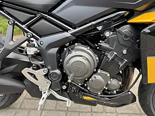 Used 2025 Triumph Tiger Sport 800 Yellow/Black - Interior and Exterior details 16