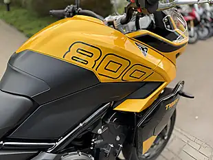 Used 2025 Triumph Tiger Sport 800 Yellow/Black - Interior and Exterior details 17