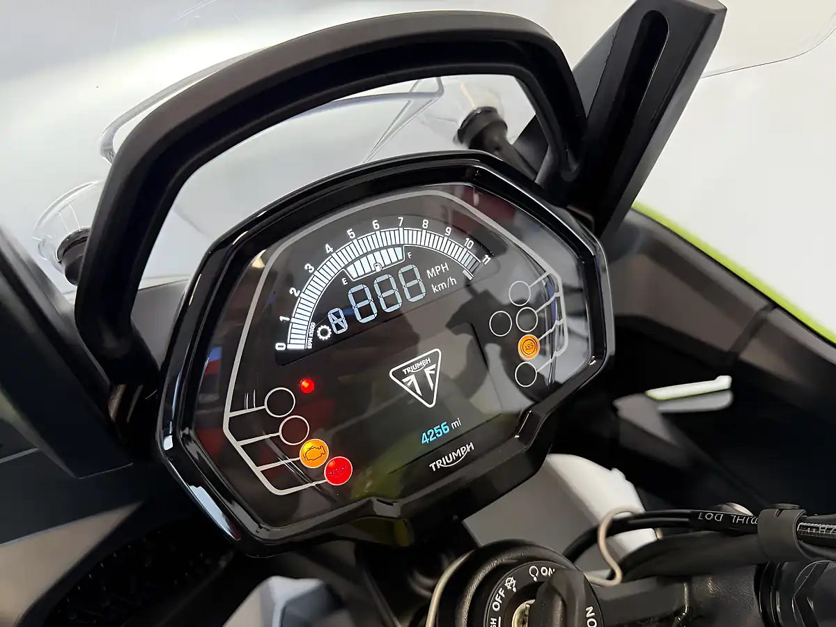 Used 2025 Triumph Tiger Sport Green - Interior and Exterior details 13