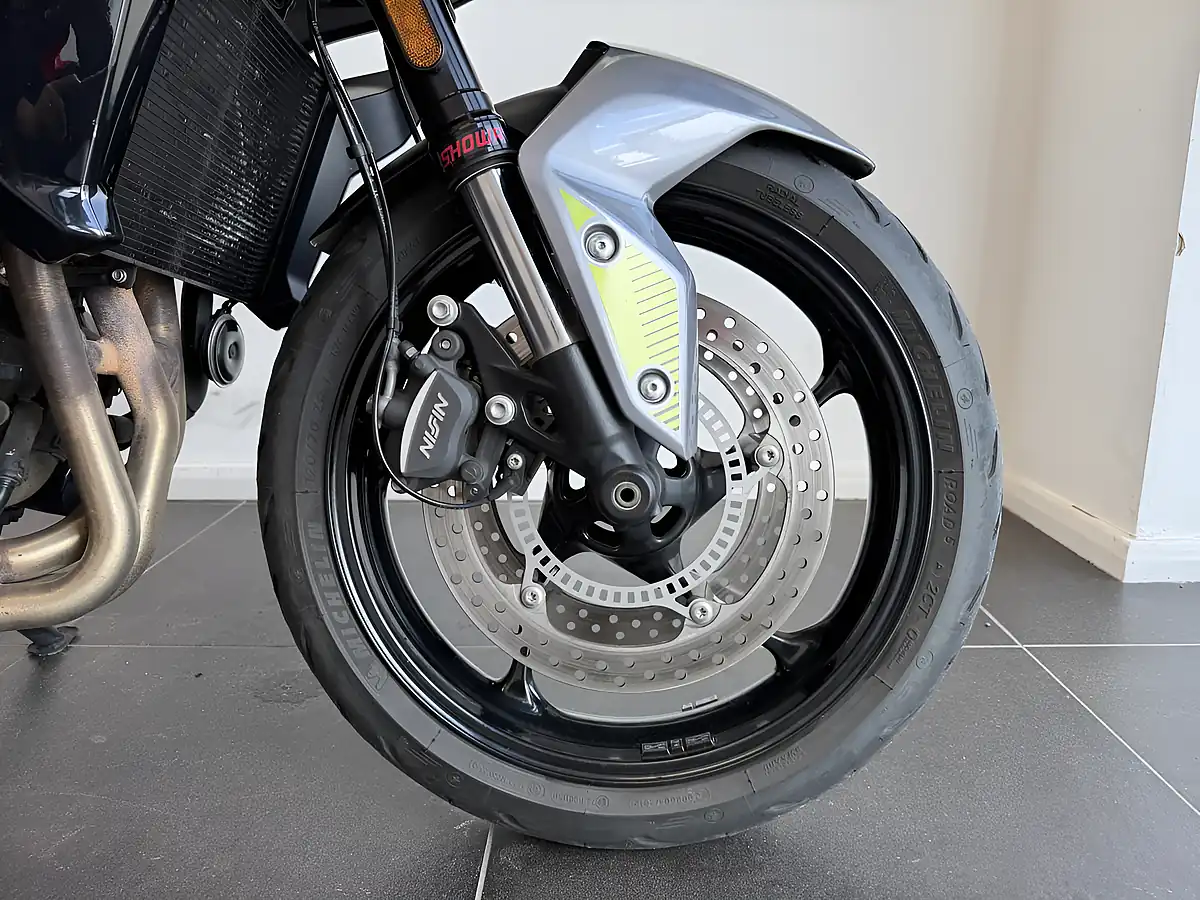 Used 2025 Triumph Tiger Sport Green - Interior and Exterior details 4