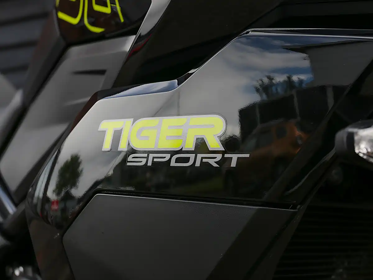 Used 2025 Triumph Tiger Sport Sapphire Black - Interior and Exterior details 8