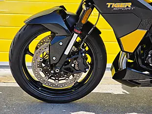 Used 2025 Triumph Tiger Sport Yellow - Interior and Exterior details 14