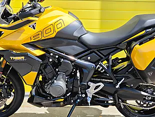 Used 2025 Triumph Tiger Sport Yellow - Interior and Exterior details 15