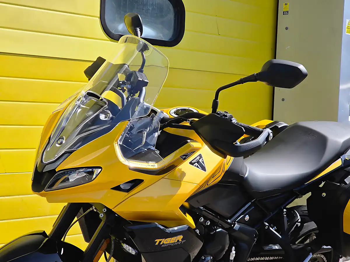 Used 2025 Triumph Tiger Sport Yellow - Interior and Exterior details 20
