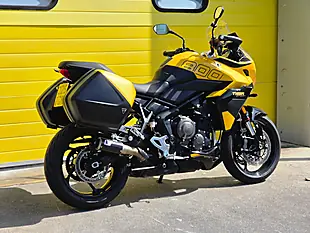 Used 2025 Triumph Tiger Sport Yellow - Interior and Exterior details 4