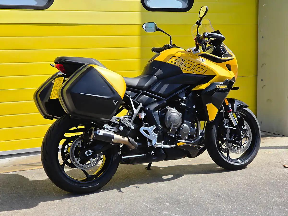 Used 2025 Triumph Tiger Sport Yellow - Interior and Exterior details 4
