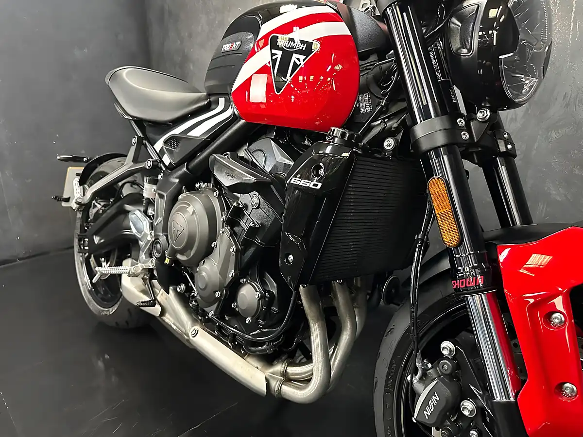 Used 2025 Triumph Trident 660 Red - Interior and Exterior details 12