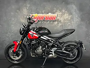 Used 2025 Triumph Trident 660 Red - Interior and Exterior details 2