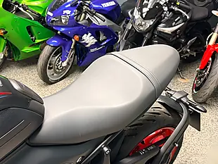 Used 2025 Triumph Trident 660 Triple Tribute Edition Black - Interior and Exterior details 16