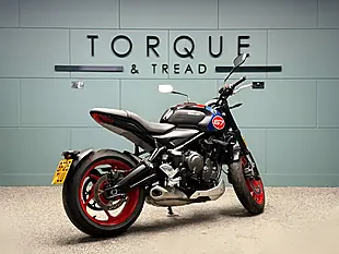 Used 2025 Triumph Trident 660 Triple Tribute Edition Black - Interior and Exterior details 3