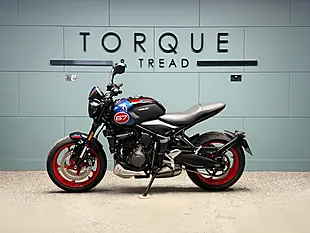 Used 2025 Triumph Trident 660 Triple Tribute Edition Black - Interior and Exterior details 8