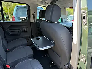 Used 2025 Vauxhall Combo Life Electric Ultimate Xl Green - Interior and Exterior details 15