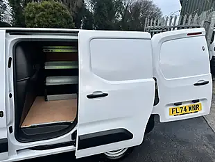 Used 2025 Vauxhall Combo Prime White - Interior and Exterior details 10